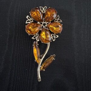 Collector DODDS Vintage Chunky Amber coloured Flower Brooch Statement Piece